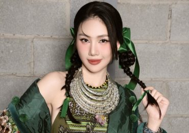 Bùi Quỳnh Hoa ‘chơi lớn’, cho học trò diễn ‘Tứ tuyệt dân ca’ Bắc Bộ trên sân khấu