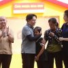 Á hậu Hạnh Nguyên xót xa với bữa cơm chỉ có mì tôm của bốn mẹ con