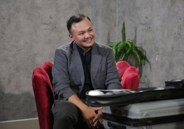 Đạo diễn Vũ Trần nói lý do bỏ marketing để theo đuổi đam mê nghệ thuật