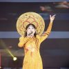 Trang Nhung góp giọng tại chương trình Vesak Rạng Ngời