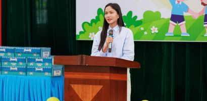 H’Hen Niê khánh thành 2 thư viện thân thiện tại Bắc Kạn