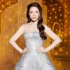 Lý Nhã Kỳ tỏa sáng trên thảm đỏ với đầm dạ hội lấp lánh như pha lê