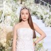 Trà Ngọc Hằng khoe outfit độc đáo trong show thời trang váy cưới