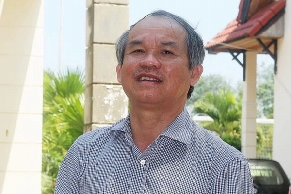 Dậy sóng với bầu Đức