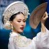 Bùi Quỳnh Hoa tiếp tục mang điệu múa ‘huyền thoại’ lên sàn catwalk