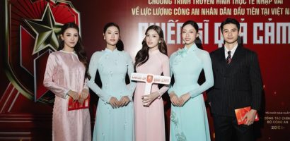 Lương Thùy Linh, Tiểu Vy dắt tay tham dự Gala vinh quang Công an Nhân dân Việt Nam