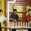 Trương Minh Cường và Lê Bống góp sức mang về 100 triệu đồng cho các em nhỏ mồ côi