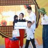 Tiểu Vy – Cao Hữu Thịnh cùng khán giả chung tay giúp đỡ hai hoàn cảnh đặc biệt