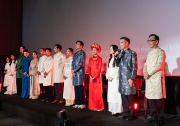 Dàn diễn viên ‘Út Lan: Oán linh giữ của’ diện áo dài tại sự kiện ra mắt