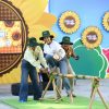 Bùi Quỳnh Hoa, Hải Triều chật vật đi cầu khỉ, lột vỏ dừa ở ‘Cuộc đời nở hoa’