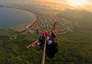 Tạm dừng hoạt động nhảy dù sau vụ khách tử vong tại núi Sơn Trà