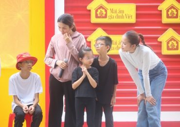 Mái ấm gia đình Việt lập kỷ lục trao hơn 3,2 tỷ đồng cho các em nhỏ khi ghi hình tại Đà Nẵng