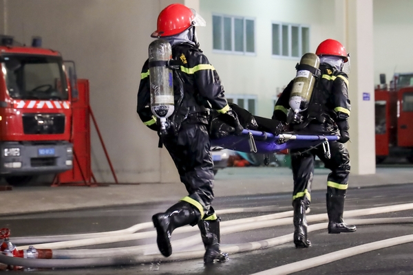 ‘Chiến sĩ quả cảm’ vừa lên sóng đã nhận loạt phản ứng tích cực từ khán giả