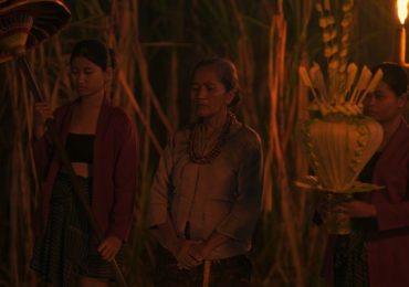Phim kinh dị nặng đô dẫn đầu phòng vé Indonesia đổ bộ rạp Việt