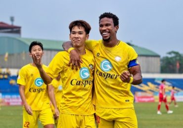 Vì sao HLV Kim Sang Sik loại cầu thủ xuất trẻ sắc nhất V-League 24/25?