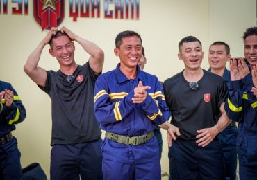 Thượng tá Nguyễn Chí Thành là ai mà khiến MONO, Neko Lê khâm phục đến vậy?