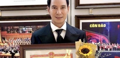 Lý Hải nhận bằng khen tại Lễ kỷ niệm 80 năm Ngày truyền thống Ngành Văn hóa