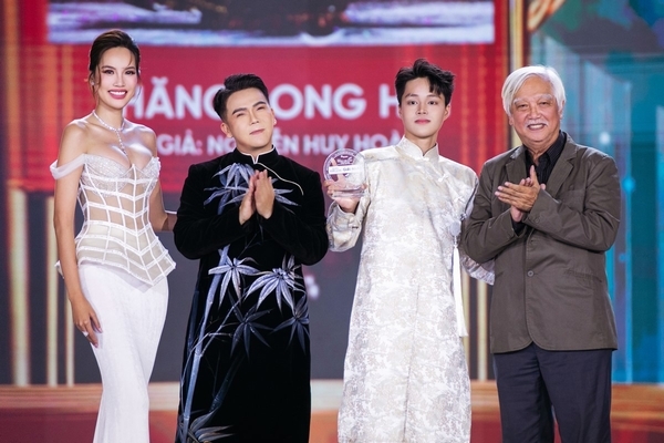 NTK Minh Châu cùng học trò ‘ẵm’ giải tại Miss Grand Vietnam 2025