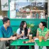 Hỷ Khí Dương Dương và Năm Chà hào hứng ghé quán cà phê của diễn viên Hải Triều