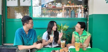 Hỷ Khí Dương Dương và Năm Chà hào hứng ghé quán cà phê của diễn viên Hải Triều