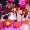 Đoan Trang và cùng con gái song ca ‘Em là hoa hồng nhỏ’
