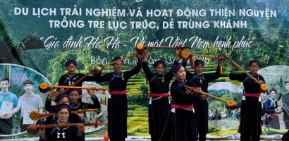 Bản Liền rộn ràng ngày hội trồng 16.500 cây xanh cùng ‘Gia Đình Haha’