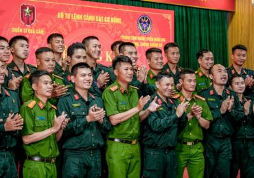 Long Hạt Nhài ghi điểm và xuất sắc nhận huy hiệu ‘Xạ thủ bắn tỉa’