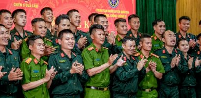 Long Hạt Nhài ghi điểm và xuất sắc nhận huy hiệu ‘Xạ thủ bắn tỉa’