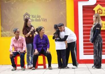 Thái Vũ (FAPTV) bất ngờ khi khán giả đến nhà tặng gạo vì tưởng anh là hoàn cảnh thứ 4