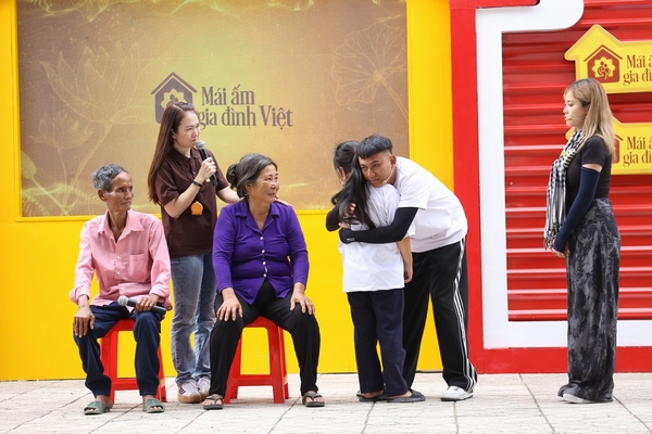 Thái Vũ (FAPTV) bị hiểu nhầm là hoàn cảnh của chương trình Mái ấm gia đình Việt
