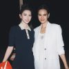 Hoa hậu Tiểu Vy chung khung ảnh Hoa hậu Hoàn vũ Catriona Gray