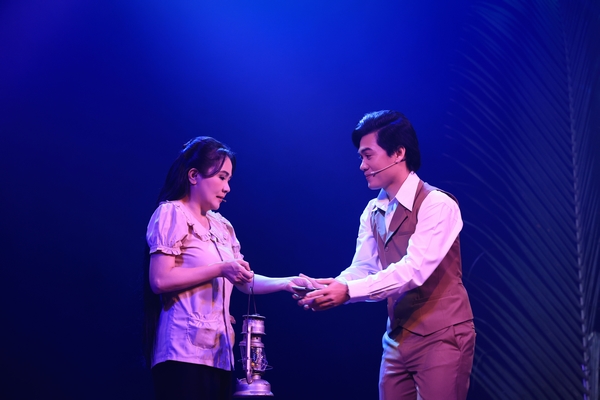 NSND Thanh Ngân cùng Chuông vàng vọng cổ làm sống lại ‘Giấc mộng đêm xuân’