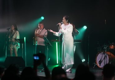 Mỹ Linh mở màn tour châu Á tại Nhật, khán phòng Yokohama bùng nổ