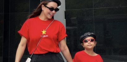 Trà Ngọc Hằng cùng con gái mừng Quốc khánh 2/9