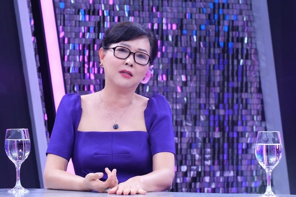 Diễn viên Phương Dung lên tiếng chống bạo lực gia đình