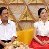 Thuận vợ thuận chồng: Vợ bắt chồng dẫn đến tận nhà tình nhân để khẳng định chủ quyền