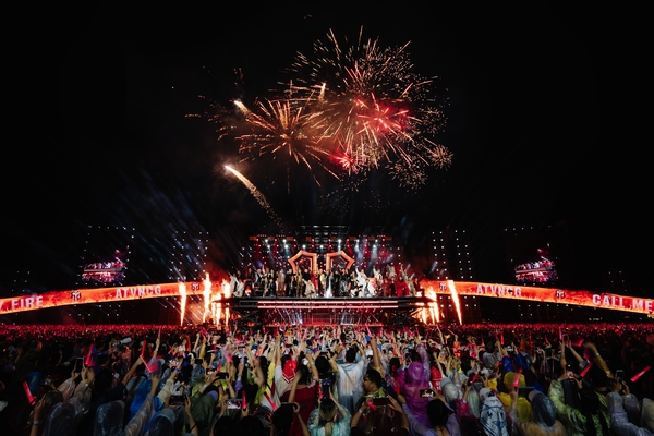 Y-CONCERT kéo dài 10 tiếng, quy tụ hơn 50 nghệ sĩ Việt Nam
