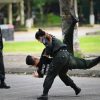 Dàn ‘Chiến sĩ quả cảm’ hoảng hốt nhìn Lê Dương Bảo Lâm ngã quỵ