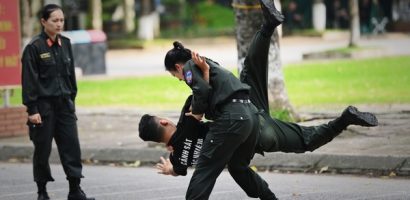 Dàn ‘Chiến sĩ quả cảm’ hoảng hốt nhìn Lê Dương Bảo Lâm ngã quỵ