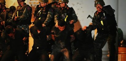 ‘Chiến sĩ quả cảm’ tái hiện khung cảnh ám ảnh bên trong ổ buôn người