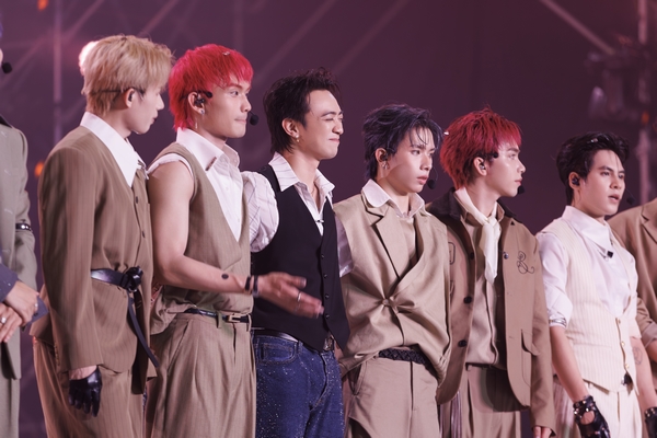 ‘Tân binh toàn năng’ đứng Top 1 xu hướng mạng xã hội ‘Tân binh toàn năng’ đứng Top 1 xu hướng mạng xã hội