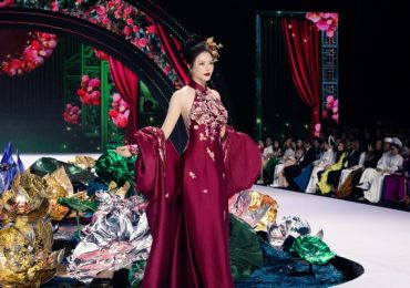 Lý Nhã Kỳ ‘chạy show’ marathon cùng lúc xuất hiện tại hai sự kiện