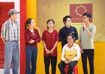 Nỗi lo của bà nội tuổi già bệnh tật khiến Huỳnh Lập, Ốc Thanh Vân bật khóc
