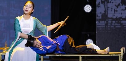 NSND Kim Xuân và Trung Dân khen thí sinh khi vào vai công chúa đỏng đảnh