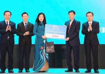 Ông Johnathan Hạnh Nguyễn được vinh danh tại ‘Thương hiệu Mạnh Việt Nam’ lần thứ 22