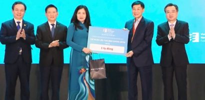 Ông Johnathan Hạnh Nguyễn được vinh danh tại ‘Thương hiệu Mạnh Việt Nam’ lần thứ 22
