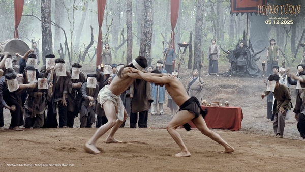 Lương Thế Thành đóng khố, đấu vật cùng diễn viên Duy Luân