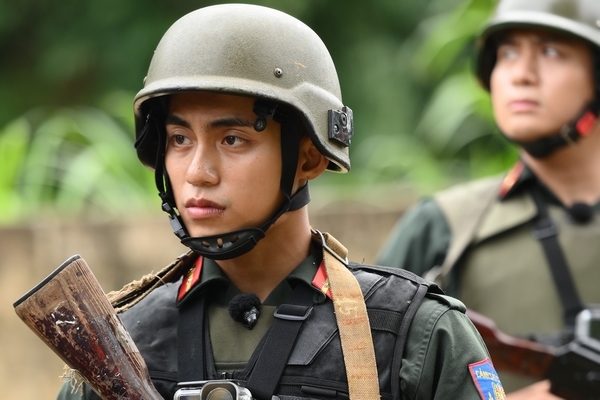 MONO trưởng thành sau 3 tháng ‘Chiến sĩ quả cảm’