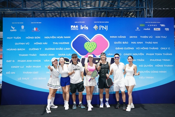17 cặp đôi sao Việt ‘đổ bộ’ sân Pickleball 17 cặp đôi sao Việt ‘đổ bộ’ sân Pickleball