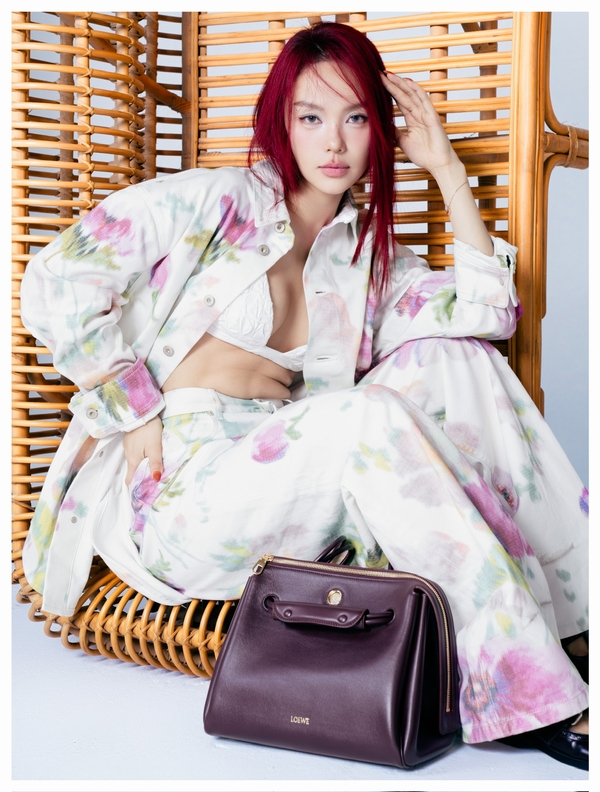 Minh Hằng hé lộ sản phẩm âm nhạc mới